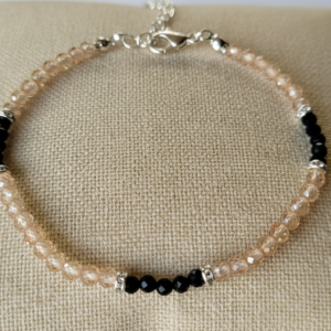 Bracelet artisanal "Zorya Sombre (II) - Zircon champagne & tourmaline noire - chainette argentée