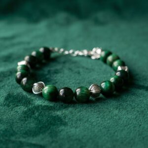 Bracelet Artisanal en Oeil de Tigre Vert - Pierres Naturelles de 8mm - chainette argentée