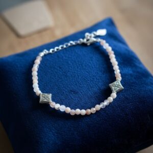 Bracelet Artisanal en Pierre de Lune e - Perles en Pierres Naturelles de 3 mm - Finitions argentées