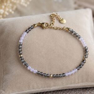 Bracelet artisanal "Zénéra pur (II)" - Zircon gris et blanc- chainette dorée en acier inoxydable