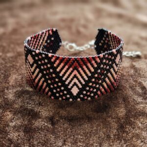 Bracelet Manchette Tissé Miyuki - Motifs Géométriques Bohème Rose et Noir - Chainette en acier inoxydable argenté