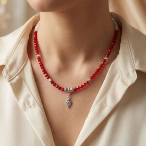 Collier en perles de cristal rouge et blanc façon autrichien - Pendentif Losange - Finitions argentées