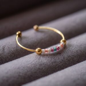 Bague Fine dorée avec Perles Miyuki Colorées - Bijou Artisanal Unique